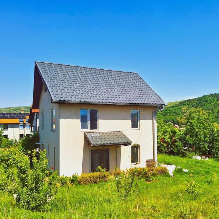Casă individuală Câmpenești | 200 mp | Teren 1000 mp