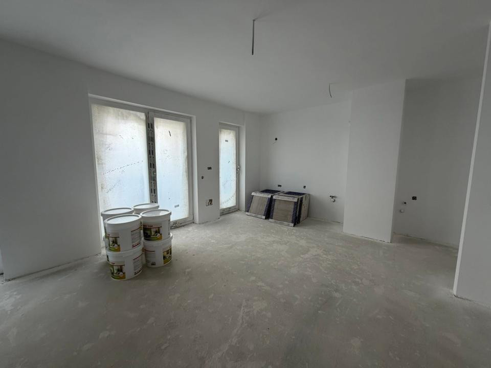 Apartament semifinisat, etaj intermediar , bloc Nou , complex Elite