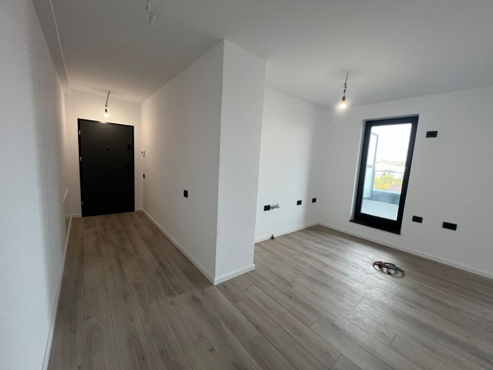 Apartament cu 2 dormitoare, Living + Bucătărie 2 bai, 2 balcoane!