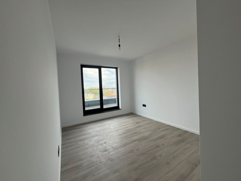 Apartament cu 2 dormitoare, Living + Bucătărie 2 bai, 2 balcoane!