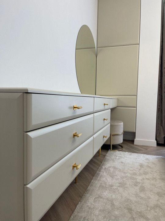 Apartament cu 3 camere, lux, zona Fsega 