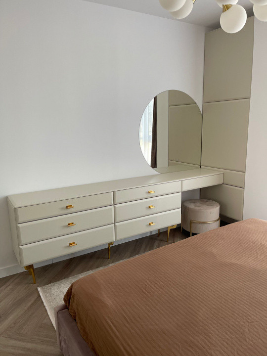 Apartament cu 3 camere, lux, zona Fsega 