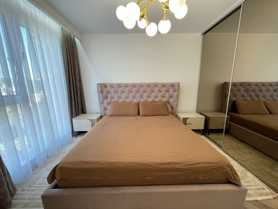 Apartament cu 3 camere, lux, zona Fsega 