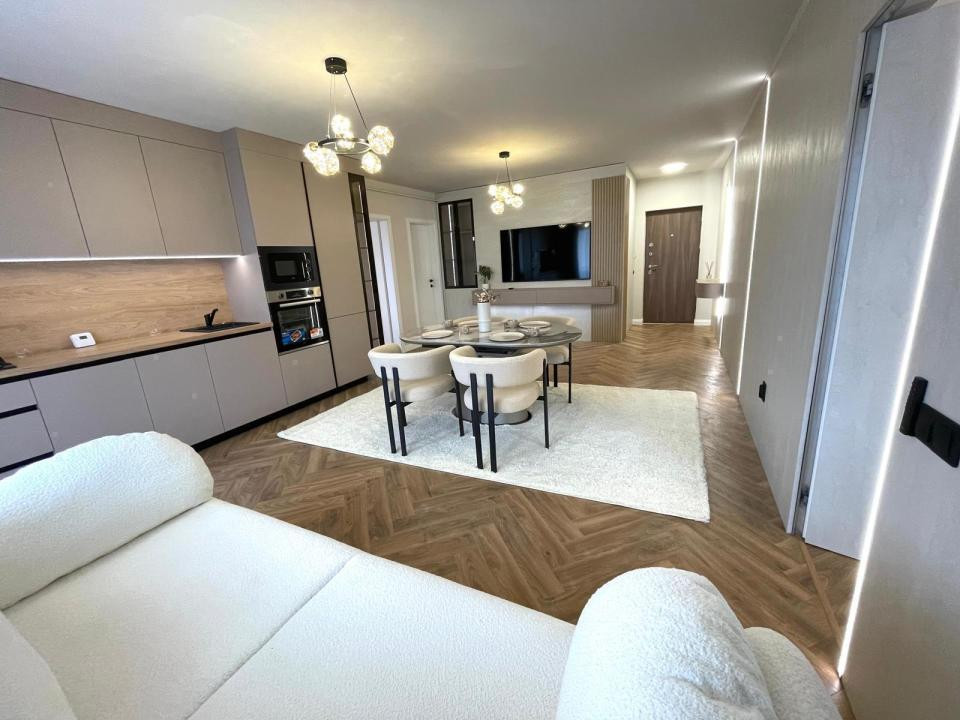 Apartament 3 camere NOU Florești str. Cetății, 2 băi
