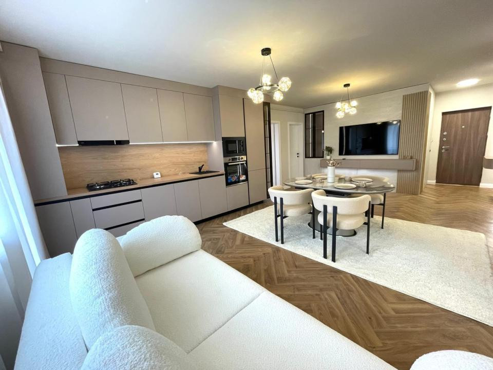 Apartament 3 camere NOU Florești str. Cetății, 2 băi