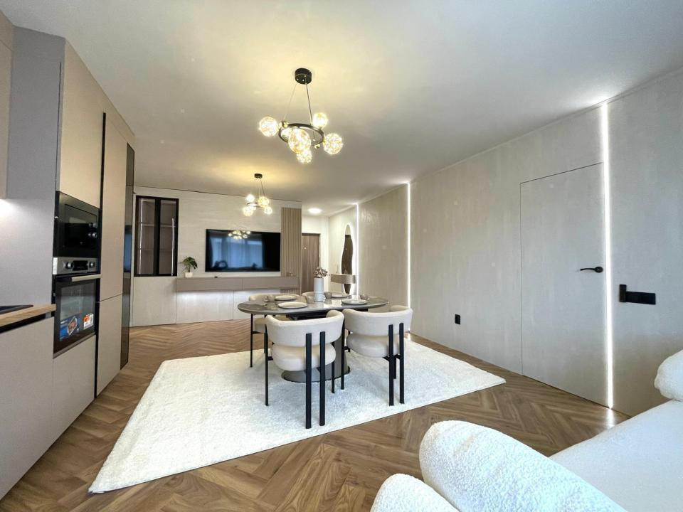 Apartament 3 camere NOU Florești str. Cetății, 2 băi