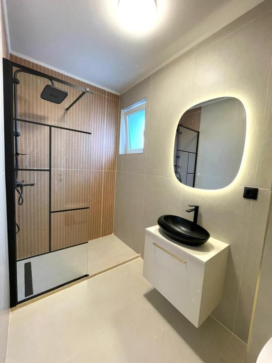 Apartament 3 camere NOU Florești str. Cetății, 2 băi