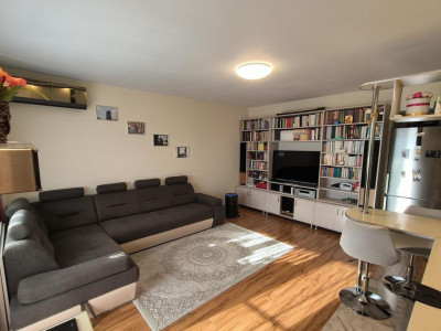 Apartament 3 camere, etaj intermediar, Aurel Vlaicu
