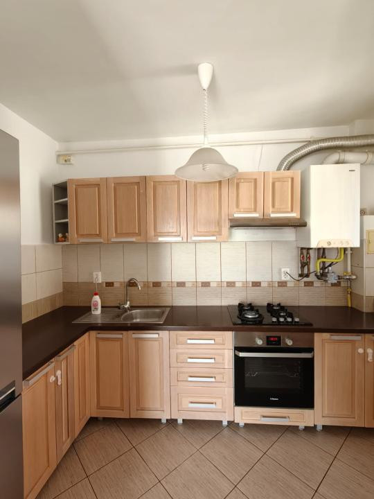 Oportunitate!Apartament 3 camere cu priveliste si parcare, Baciu 