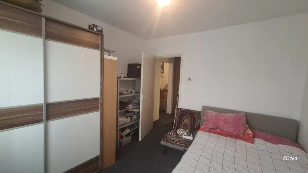 Apartament 2 camere, decomandat, etaj intermediar, Calea Florești