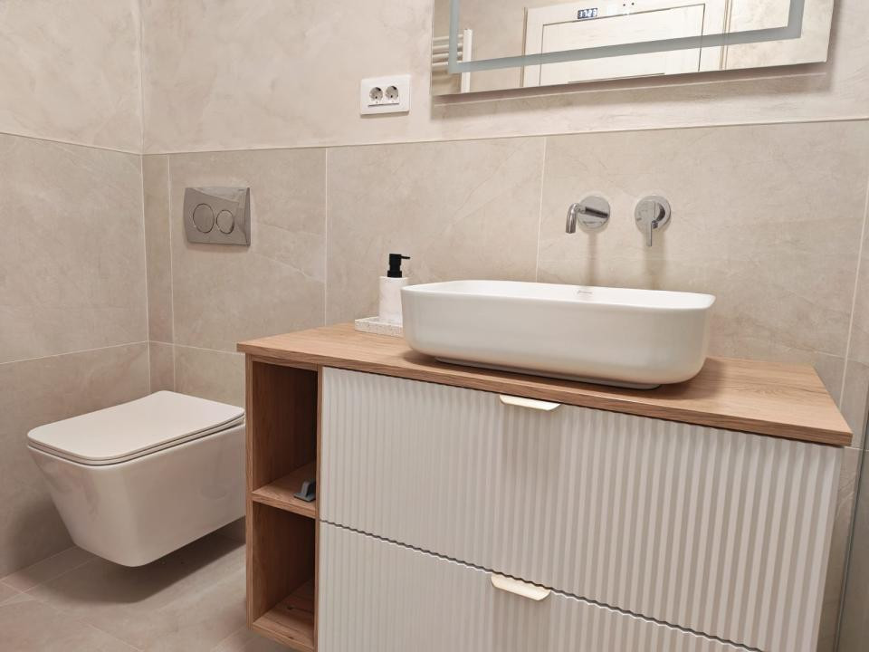 Apartament cu 2 camere, parcare, Elite Junior, prima închiriere