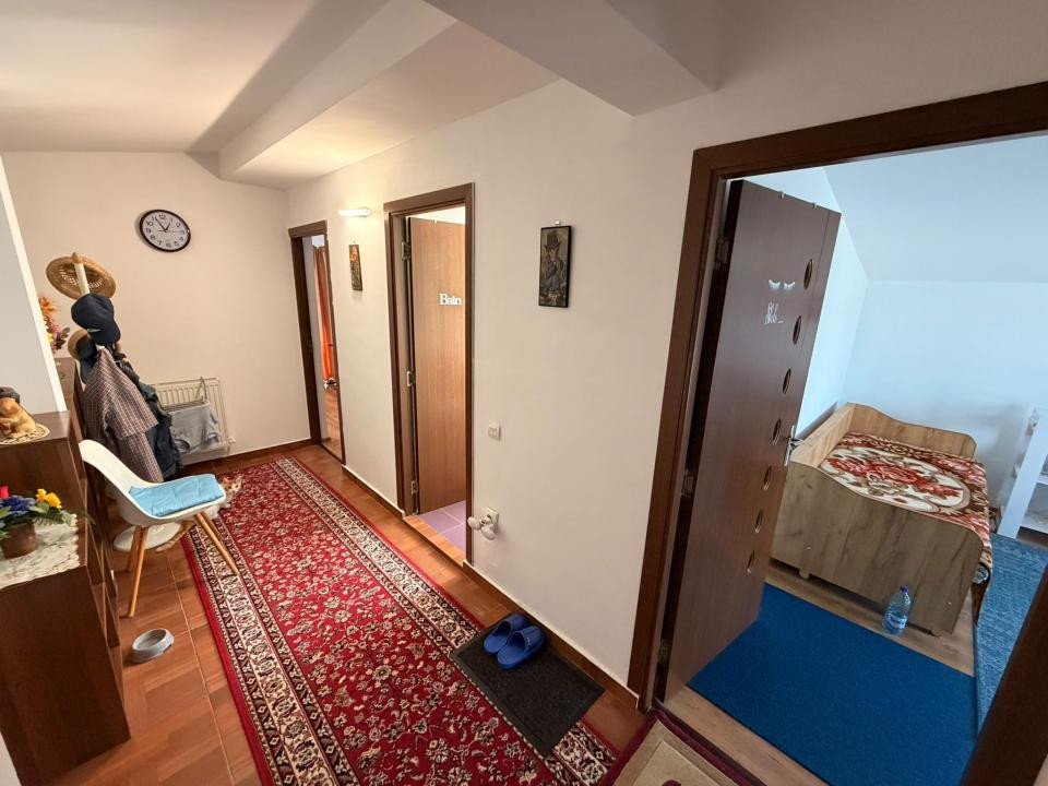 Casa individuala, 5 camere, 2 bai, balcon, terasa 126mp util Zona Gilau 