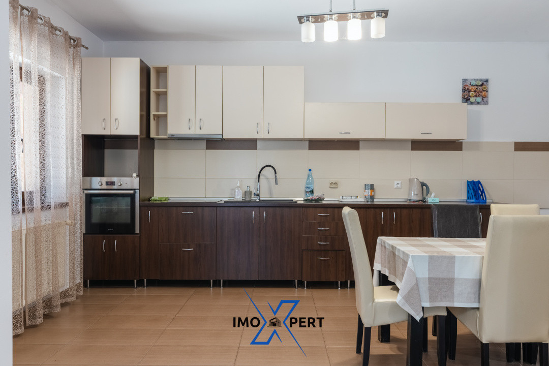 Casa individuala cu piscina, zona strazii Barc