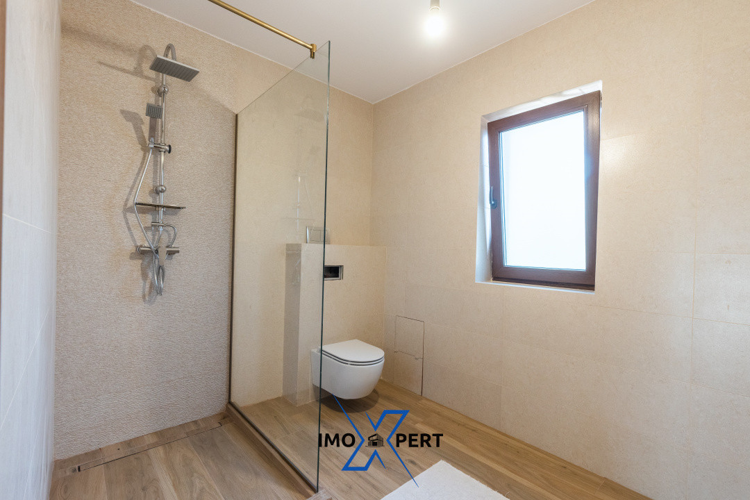 Casa individuala cu piscina, zona strazii Barc