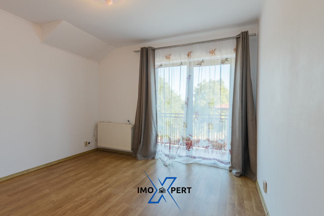 Casa individuala cu piscina, zona strazii Barc