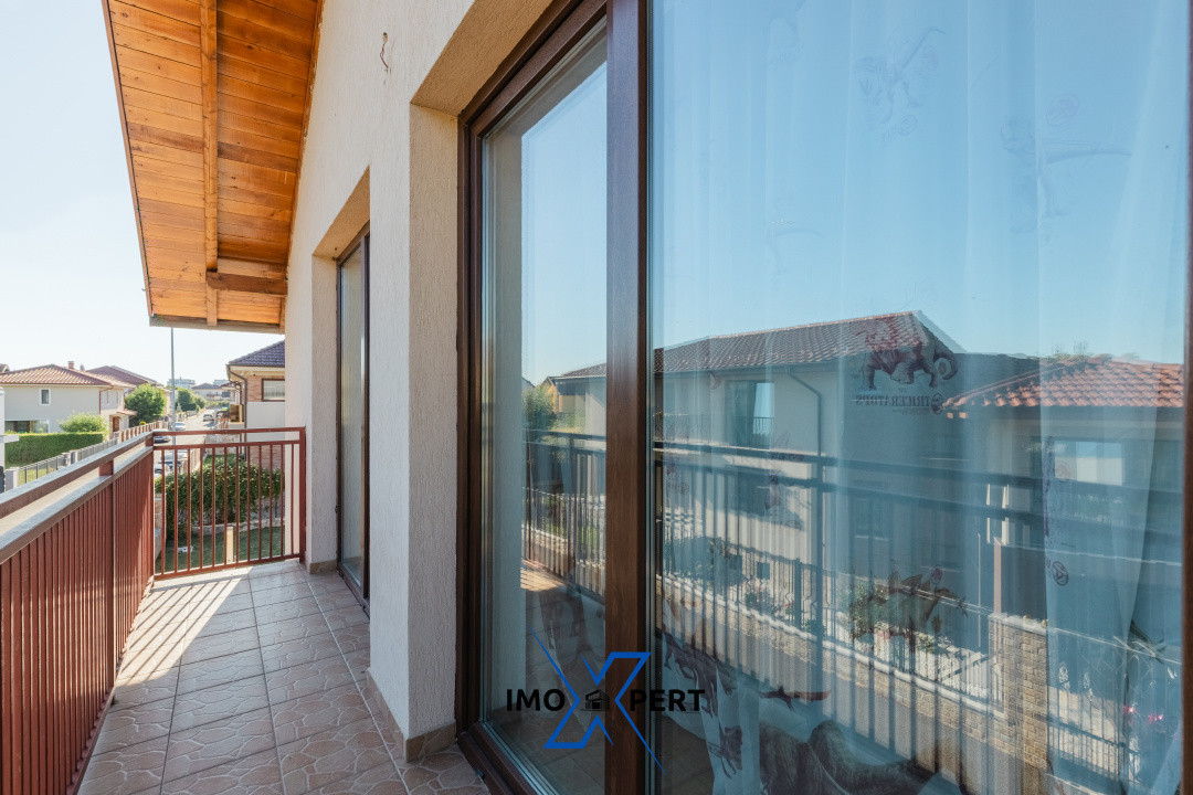 Casa individuala cu piscina, zona strazii Barc