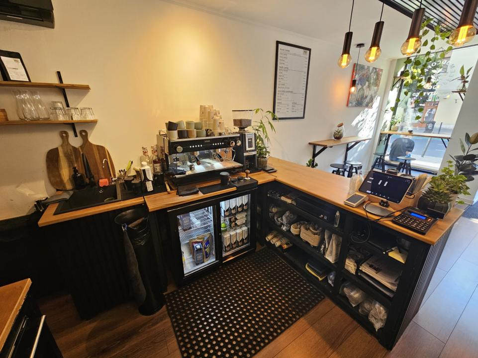 Oportunitate! Cafenea la cheie , locatie ultra centrala