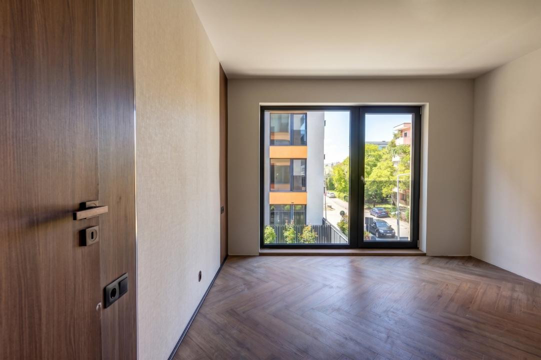 Apartament 2 camere, finisat modern, Bloc nou, Intre Lacuri!