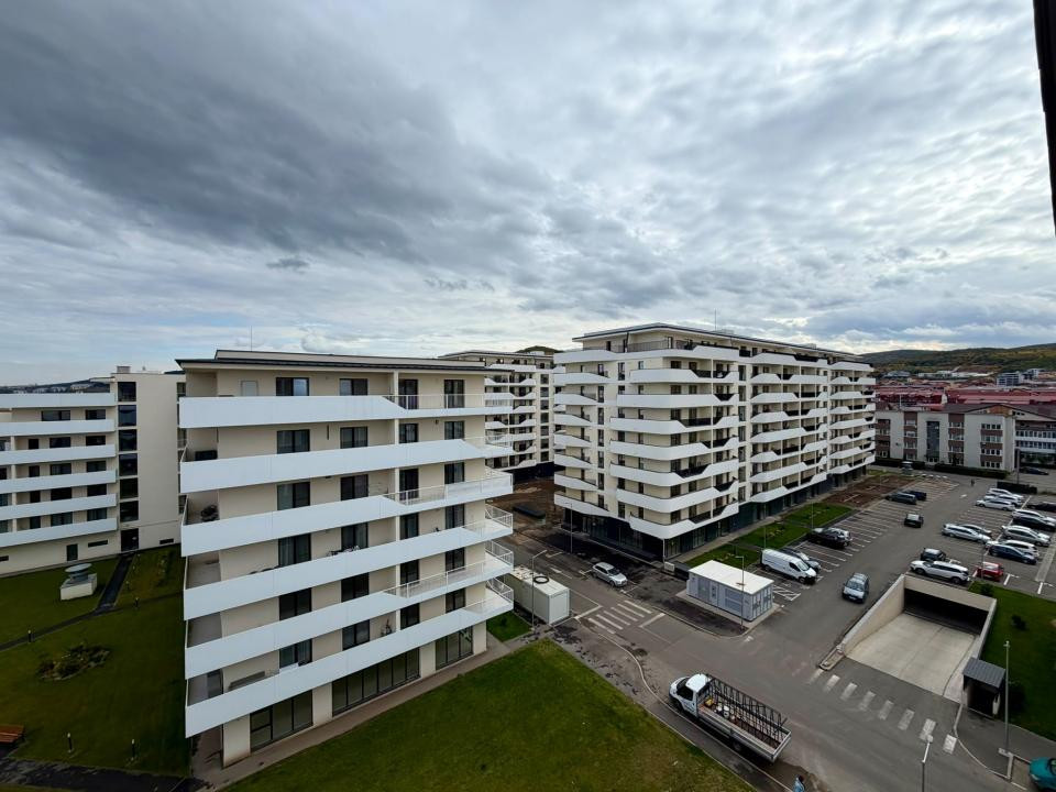 Apartament 3 camere, parcare, terasa,et intermediar, Eroilor Residence