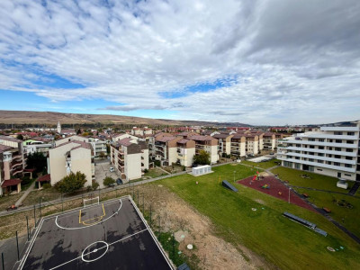 Apartament 3 camere, parcare, terasa,et intermediar, Eroilor Residence